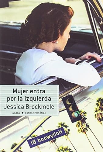 Portada de Mujer entra por la izquierda