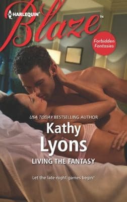 Portada de Living The Fantasy
